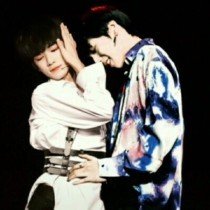 新疆小哥的巨大啊新疆收玉小哥和田玉最新视频 被新疆小哥当场教育新疆外卖小哥冬季照片 第2张